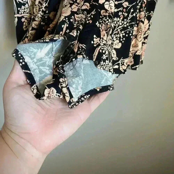 Urban Outfitters Long Sleeve Floral Print Romper‎ Size XS - Picture 4 of 14